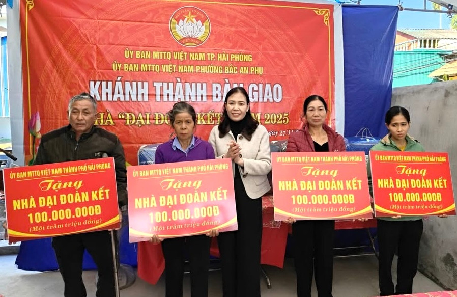 Phường Bắc An Phụ khánh thành, bàn giao 4 nhà 'Đại đoàn kết'