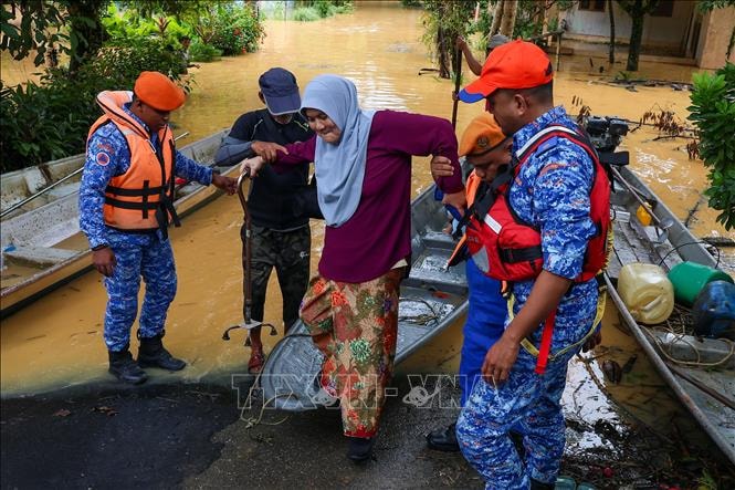 Hơn 33.000 người bị ảnh hưởng sau mưa lũ tại Malaysia