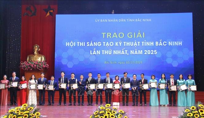 Trao giải thưởng xứng đáng cho các sáng tạo mang giá trị thực tiễn cao