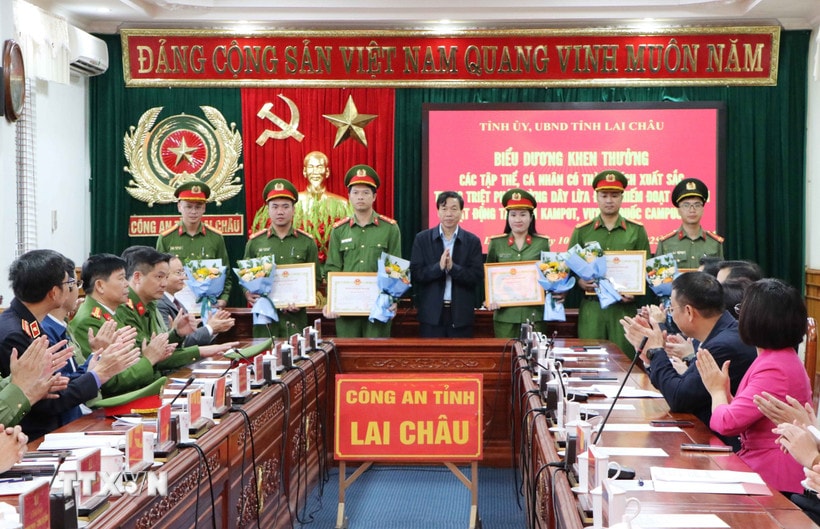 Thủ tướng biểu dương Công an Lai Châu triệt phá tổ chức lừa đảo