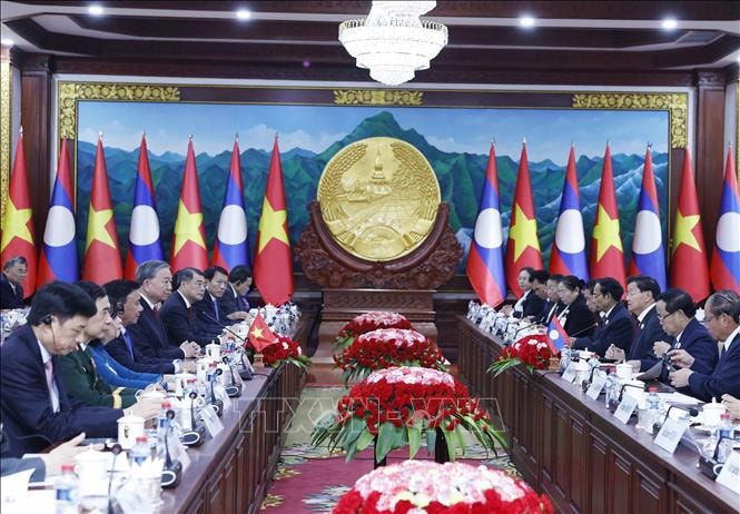 Việt Nam - Lào khẳng định tầm nhìn chung, lợi ích chiến lược đan xen và định hướng đồng hành lâu dài