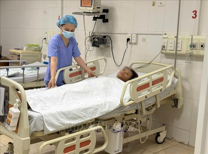 Điều trị thành công một trường hợp mắc bệnh Whitmore biến chứng nặng