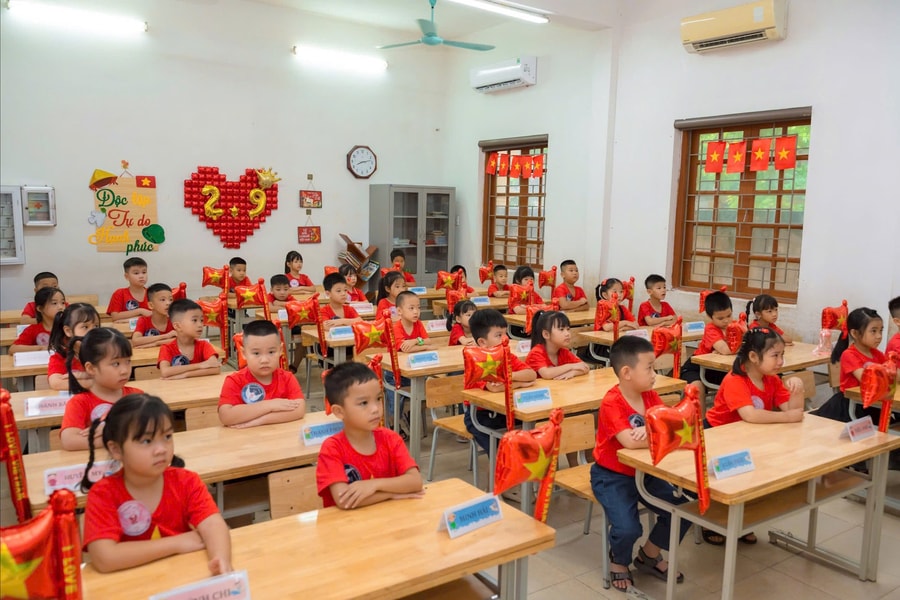Công bố dự thảo tiêu chuẩn, quy trình thẩm định sách giáo khoa điện tử