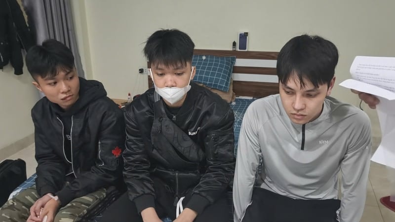 Quên cả nạn nhân cũ, đối tượng ở Hà Nội đã bị bắt giao cho công an