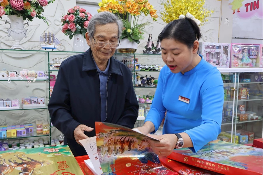 Thị trường lịch cuối năm đa sắc màu