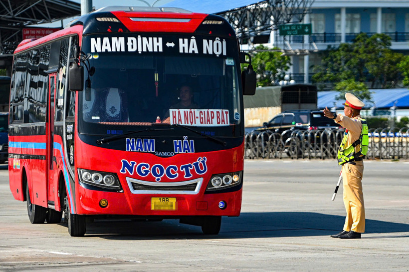 Thực hiện kế hoạch kiểm tra, xử lý vi phạm xe khách trên các tuyến cao tốc