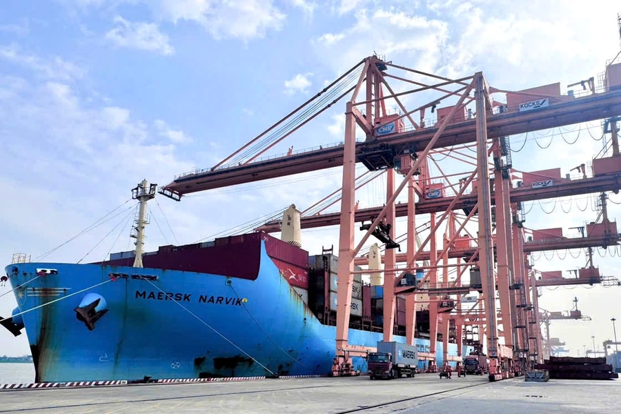 Chi nhánh Cảng Tân Vũ 5 năm liên tục đón 1 triệu TEU container