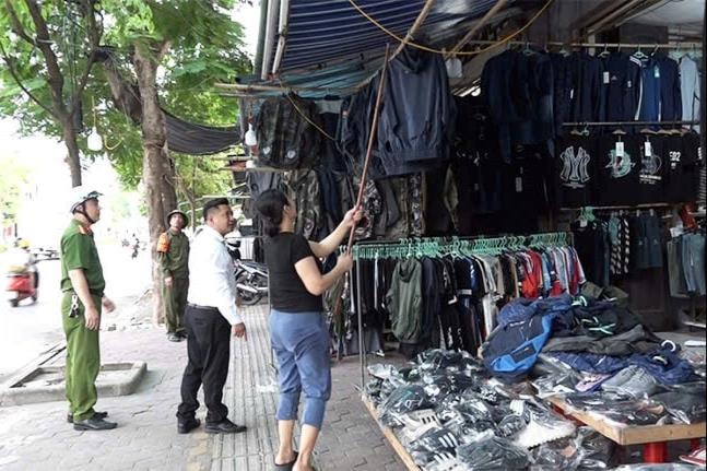 Phát huy hiệu quả các lực lượng tại chỗ trong bảo đảm trật tự đường hè