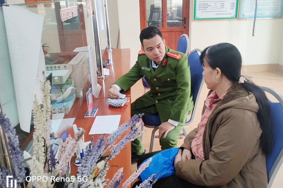 Suýt bị lừa 197 triệu tiền thật để lấy 1,9 tỷ 'tiền hơi'