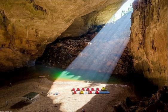 Tour khám phá du lịch mạo hiểm hang Sơn Đoòng hút khách