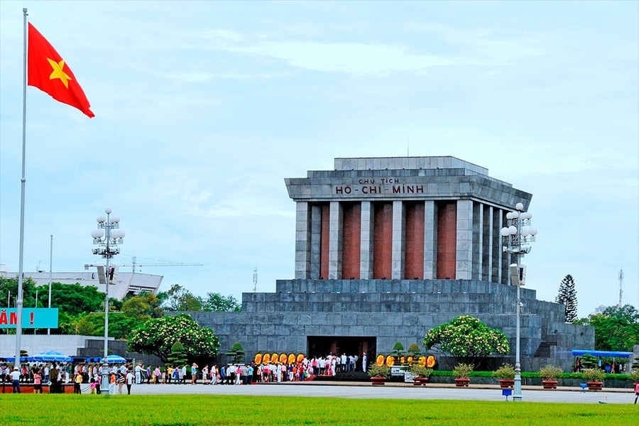Phạt đến 75 triệu đồng nếu xâm hại an ninh khu di tích Lăng Chủ tịch Hồ Chí Minh