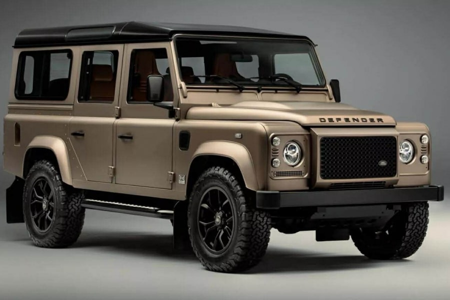 Land Rover Defender V8 có thêm lựa chọn về nội thất và ngoại thất mới