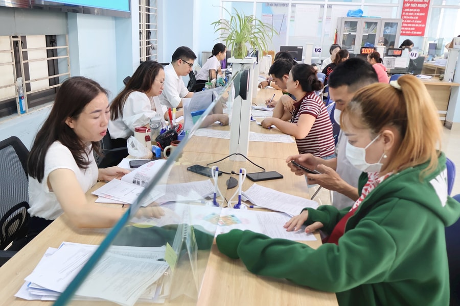 Nhanh chóng triển khai hợp đồng lao động điện tử