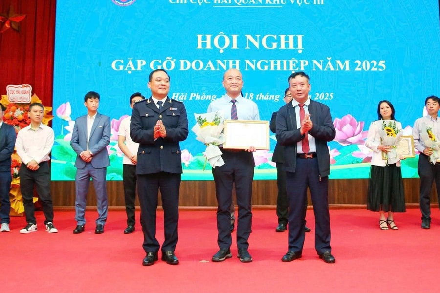Chi cục Hải quan khu vực 3 thu ngân sách vượt 22,5% dự toán