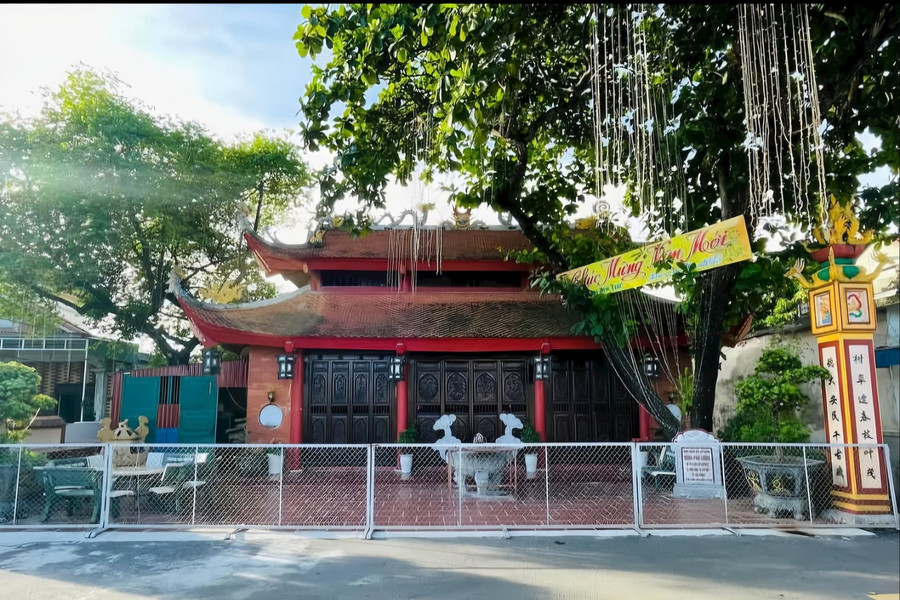 Đình Phù Long nơi cửa ngõ Cát Bà