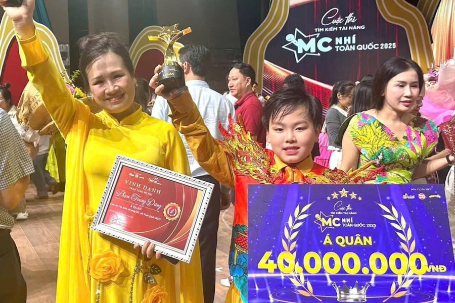 Cậu học trò lớp 4 ở Hải Phòng tỏa sáng tại sân chơi MC nhí toàn quốc