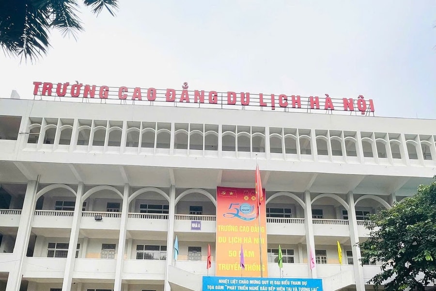 Khi sinh viên lên tiếng, sai phạm bị phơi bày