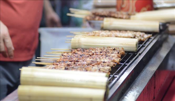 Khai mạc Liên hoan ẩm thực quốc tế 'Huế - Kinh đô ẩm thực'