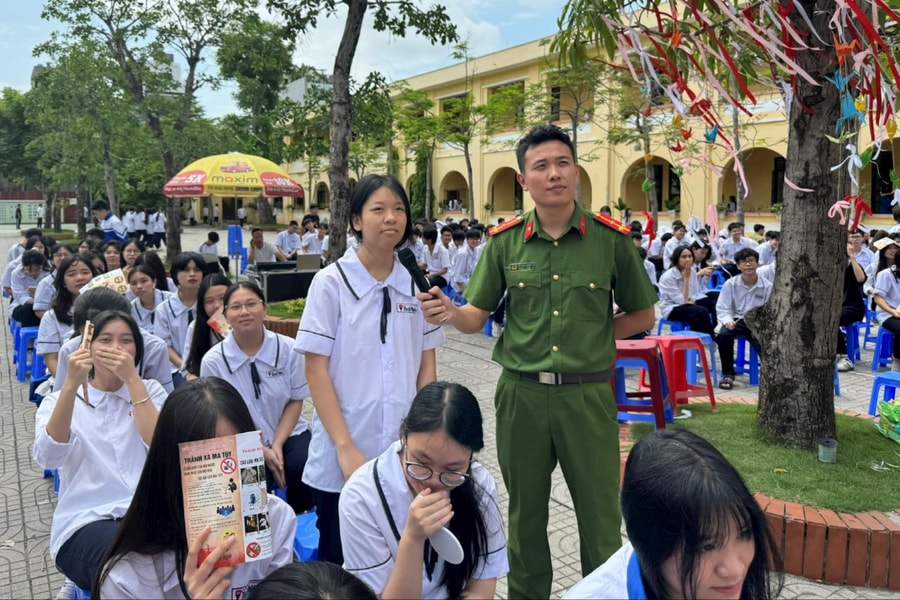 Dựng 'hàng rào' phòng, chống ma túy trong thanh thiếu niên