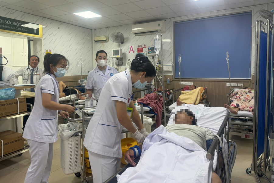 Triển khai bảo hiểm y tế bổ sung là tất yếu