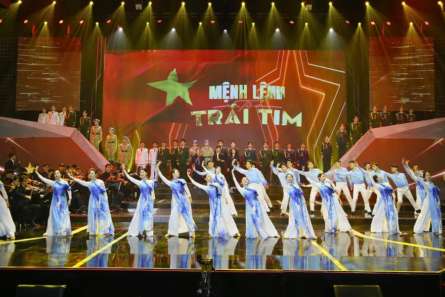 'Mệnh lệnh từ trái tim' tiếp nối hào khí Quân đội nhân dân Việt Nam