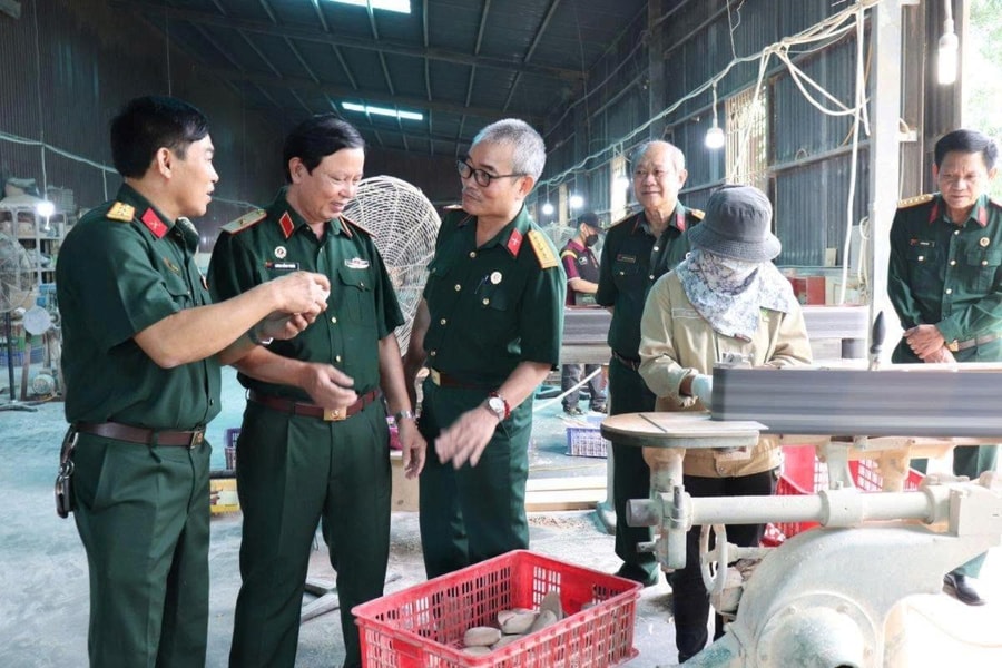 Phát huy phẩm chất 'Bộ đội Cụ Hồ', chung sức xây dựng Hải Phòng văn minh, hiện đại