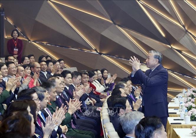 Khơi dậy mạnh mẽ ý chí quật cường, tinh thần yêu nước mãnh liệt
