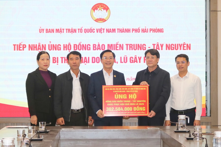 Tiếp nhận hơn 47 tỷ đồng và 190 tấn hàng hỗ trợ đồng bào miền Trung – Tây Nguyên