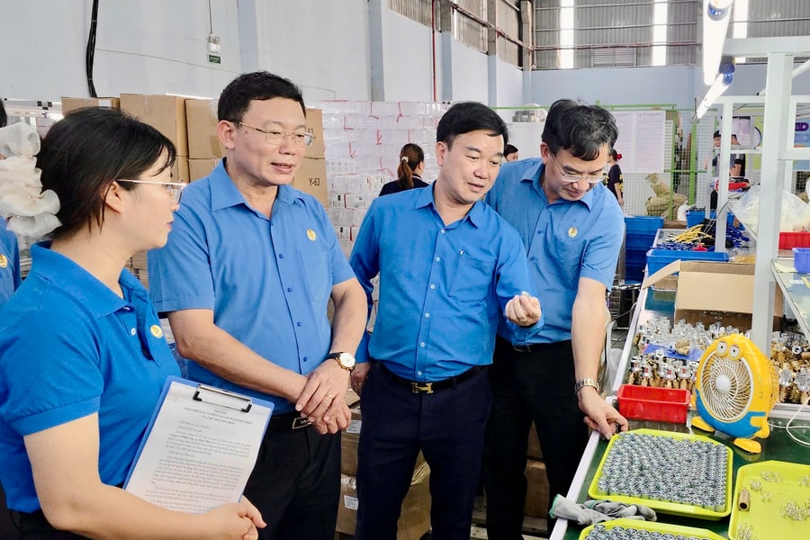 Doanh nghiệp Hải Phòng nỗ lực để người lao động có tháng lương thứ 13
