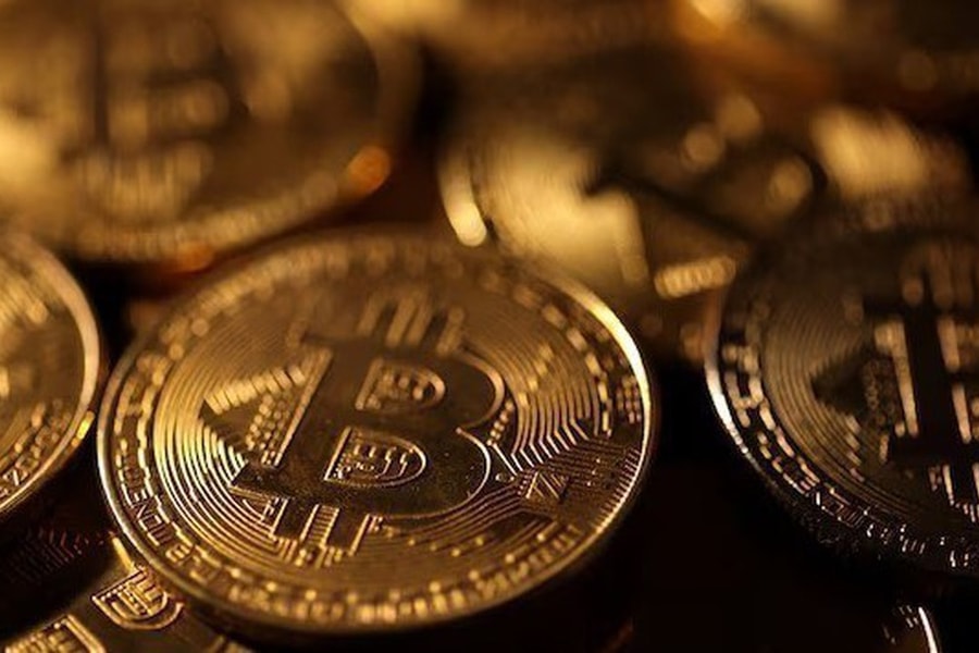Nguy cơ nhà đầu tư phá sản khi giá bitcoin lao dốc
