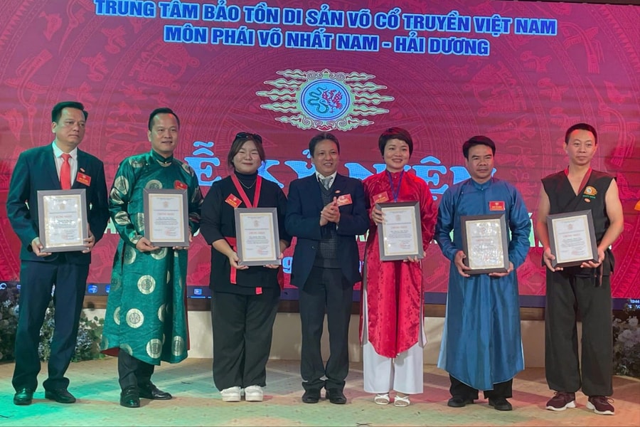 Kỷ niệm 35 năm thành lập võ Nhất Nam Hải Dương