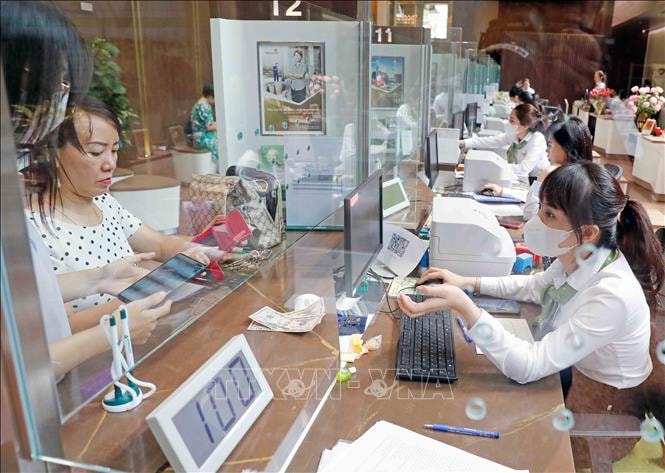 Dòng vốn mở rộng nhanh, áp lực điều hành gia tăng