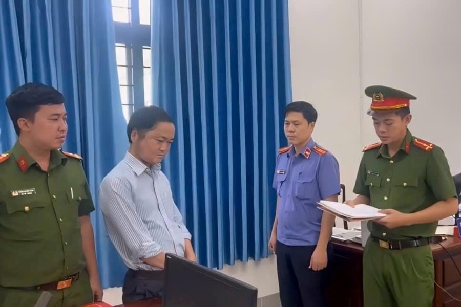 Cựu công chức xã chiếm đoạt hơn nửa tỷ đồng sau khi hứa hẹn làm thủ tục đất đai