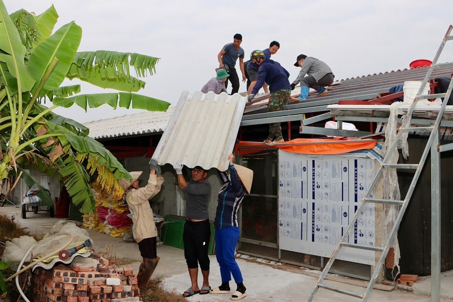 Xã Vĩnh Thuận vận động 3 hộ dân tự tháo dỡ công trình vi phạm trên đất nông nghiệp