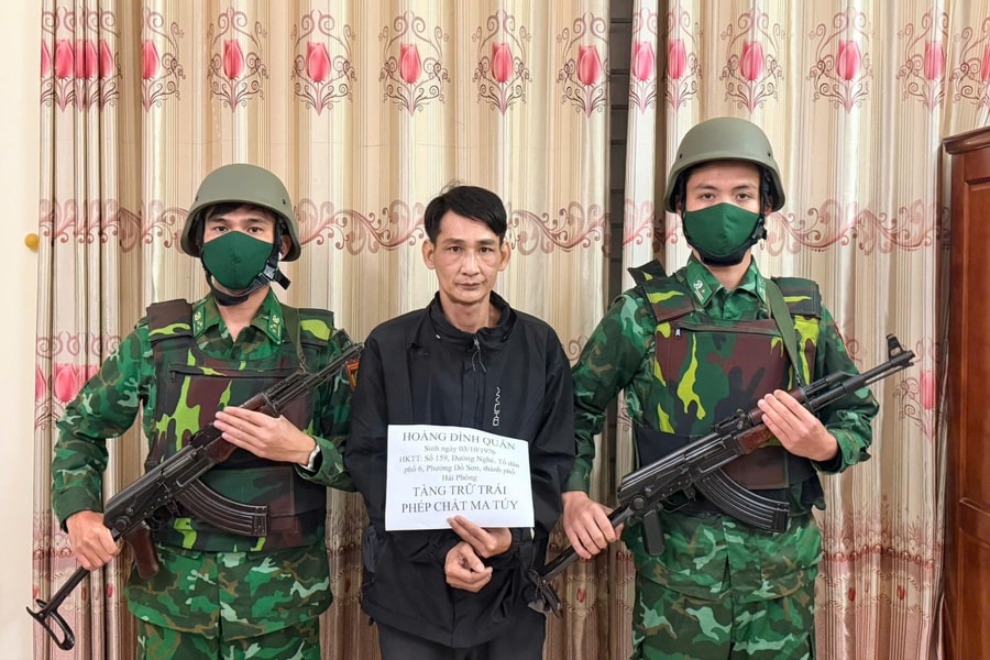 Bắt đối tượng tàng trữ ma tuý ở khu vực biên giới biển Đồ Sơn