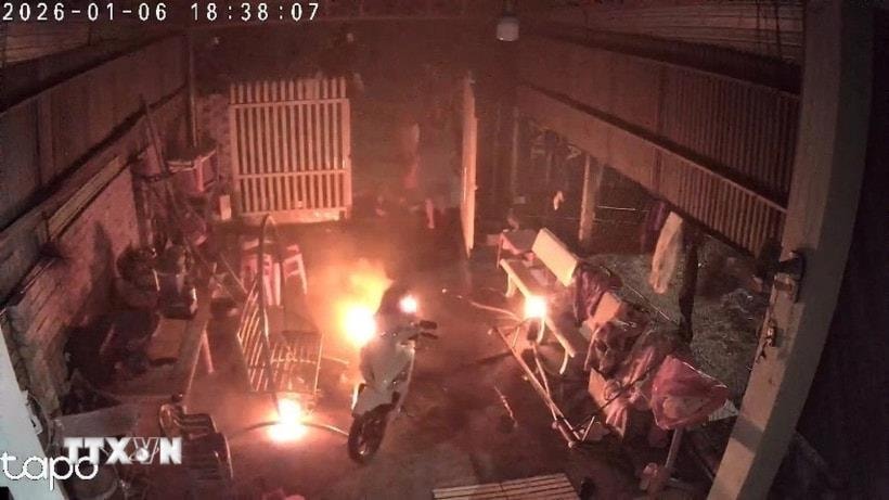Phóng hỏa bằng xăng ở Tây Ninh, 2 người bỏng nặng