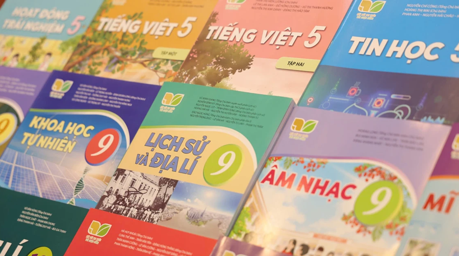 Dự kiến trình Chính phủ nghị định về miễn phí sách giáo khoa vào tháng 4/2026
