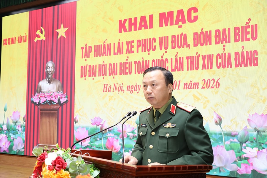 Lữ đoàn 971 tập huấn lái xe đưa đón đại biểu Đại hội XIV