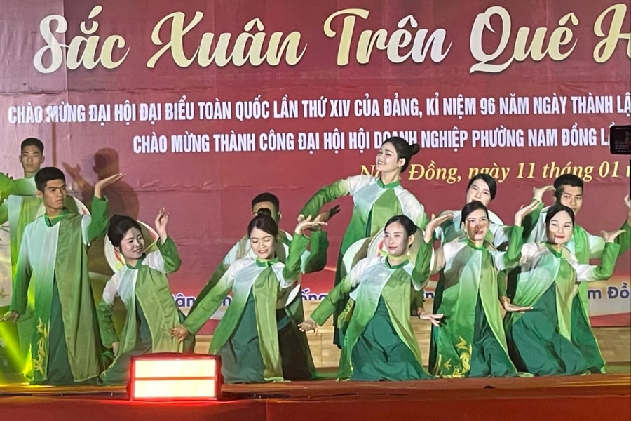 Gần 1.000 diễn viên không chuyên cùng hoà nhịp 'Sắc xuân trên quê hương'