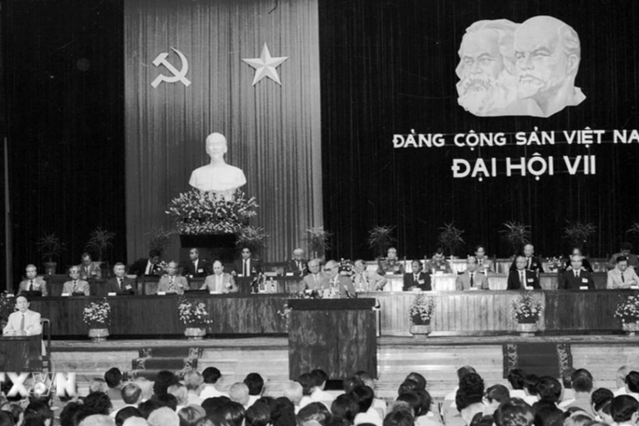 Đại hội lần thứ VII của Đảng: Đưa đất nước đi theo con đường đổi mới