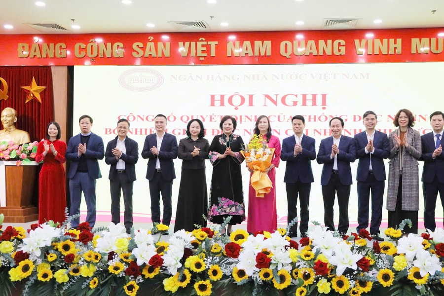 Đồng chí Nguyễn Thị Dung giữ chức Giám đốc Ngân hàng Nhà nước khu vực 6