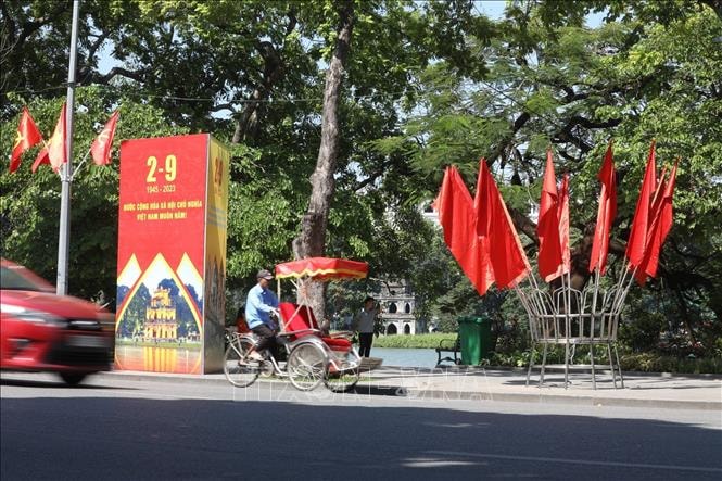 Sắp diễn ra Triển lãm tranh cổ động tấm lớn kỷ niệm 80 năm cách mạng tháng Tám và Quốc khánh 2/9