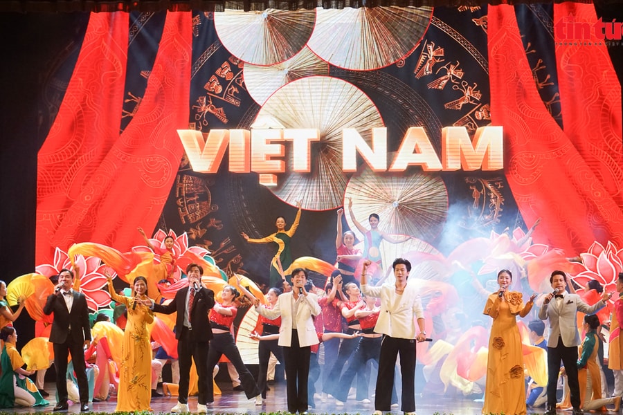Sắp tổ chức triển lãm ‘Mùa Thu độc lập và Khát vọng phồn vinh’