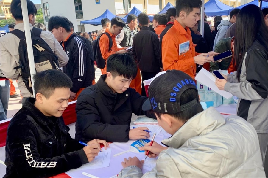 Các trường đại học công bố lịch nghỉ Tết 2026, có trường nghỉ 43 ngày