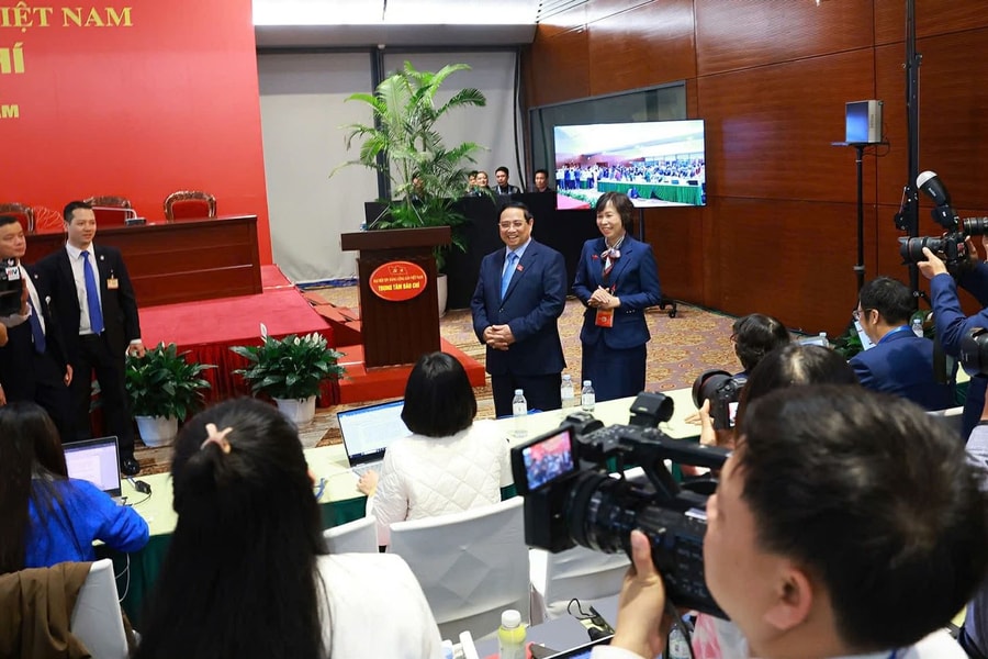Tập trung thông tin về những nội dung chính, những điểm mới của Đại hội XIV của Đảng