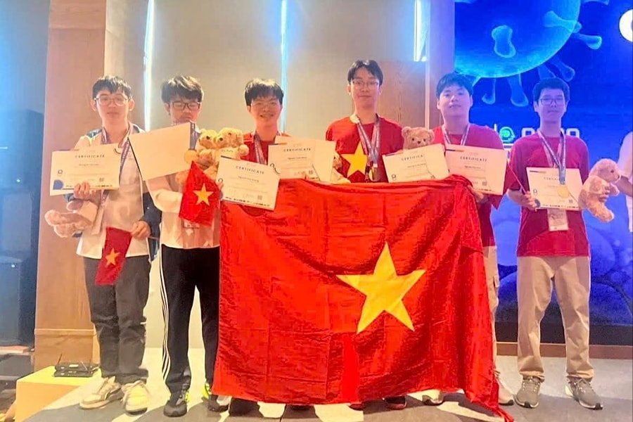 Phùng Vũ Thế Lâm yêu thích hoá học