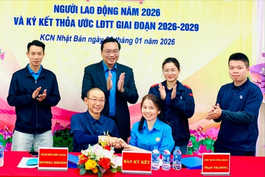 Đối thoại định kỳ vì sự phát triển
