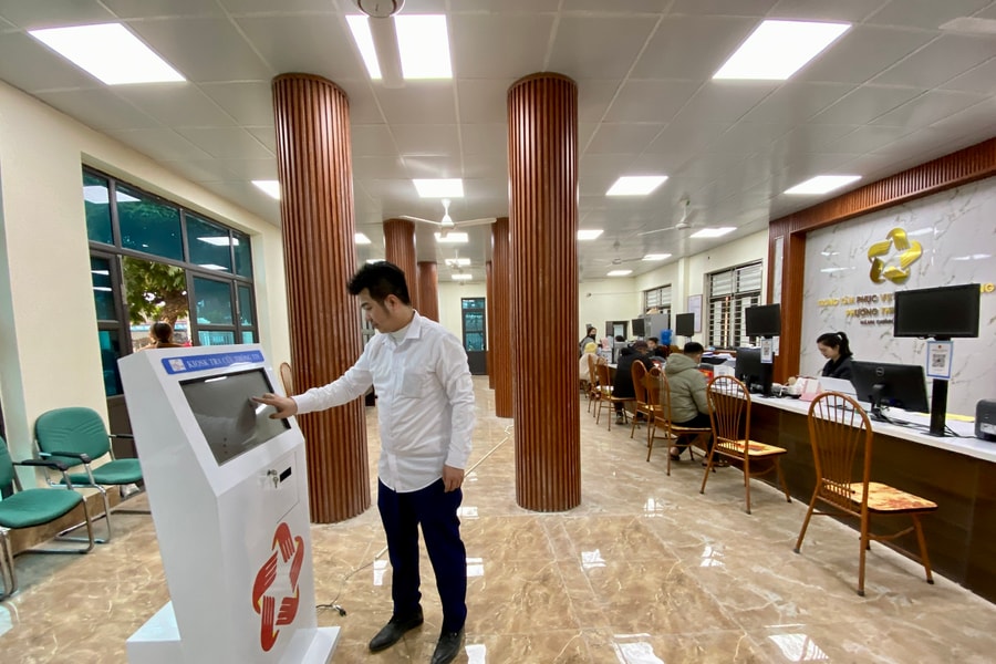 Modernizing Public Administrative Service Centers