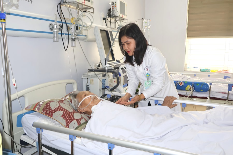 Trời rét - mối nguy cho sức khoẻ người cao tuổi