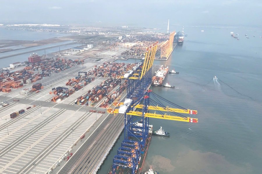 Hateco International Container Port handles over 808,000 TEUs after 11 months